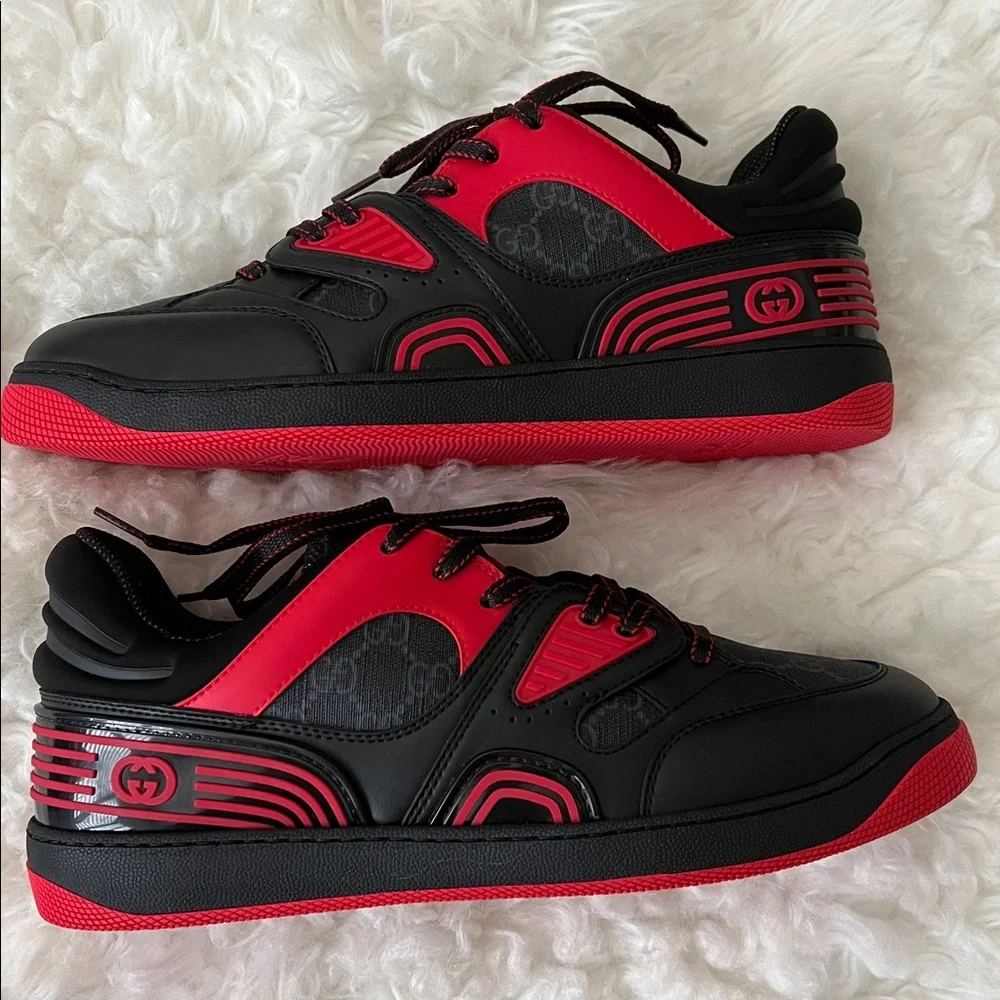 Gucci Men’s Black Leather and GG supreme Canvas Low Top Sneakers Sz 10